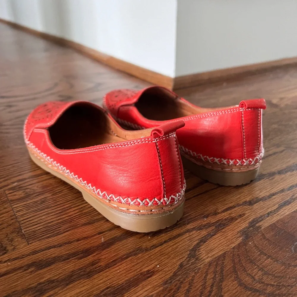 Spring Step Ingrid Red Leather Laser Cut Loafers Flats 38 Nordstrom MSRP $109.95